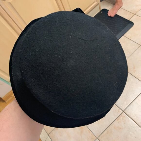 vtg Liz Clairborne Black Hat with Bow Detail - Picture 3 of 6